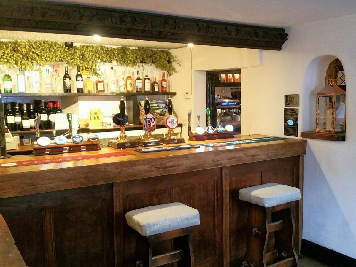 霍尔特 Stable Court酒店 外观 照片
